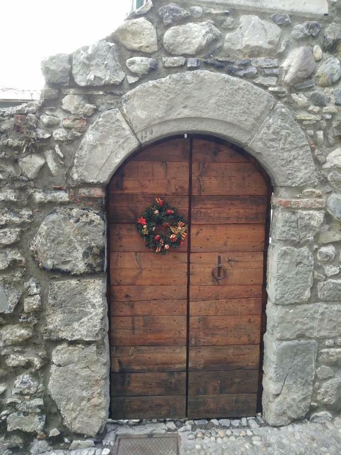 הוילה Solto Collina La Casa Delle Fate מראה חיצוני תמונה